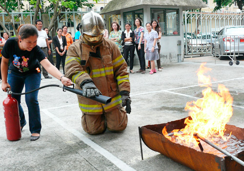A workshop: Training of extinguishment in fiscal year 2012
