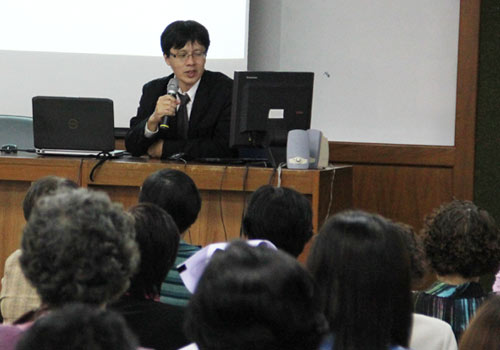 A meeting:  “Meet the Dean: Mahidol Adulyadej-PraSri Nakarindra Building” 