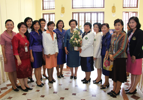 Flower Basket for Excellent Lecturer of Clinical Periodontology annual 2012